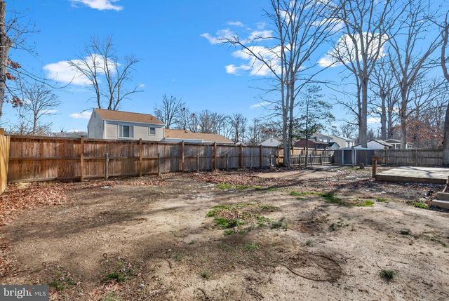 2012 ENGLISH OAK CT, Waldorf, MD 20601