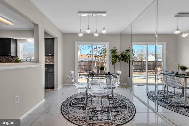 2012 ENGLISH OAK CT, Waldorf, MD 20601