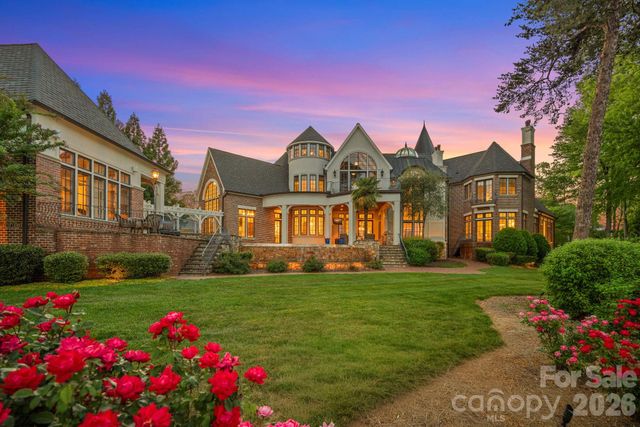 109 Conway Court, Mooresville, NC 28117