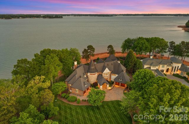 109 Conway Court, Mooresville, NC 28117