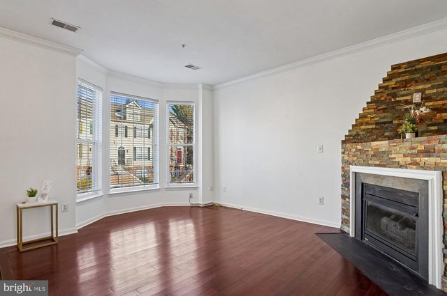 12 HARBOUR HEIGHTS DR, Annapolis, MD 21401