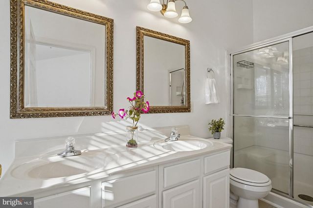 12 HARBOUR HEIGHTS DR, Annapolis, MD 21401