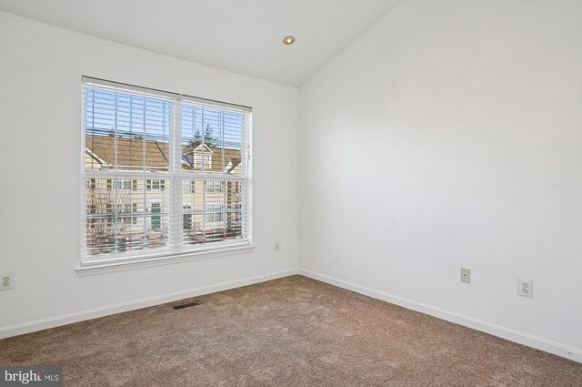 12 HARBOUR HEIGHTS DR, Annapolis, MD 21401