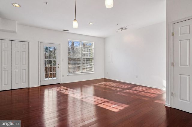 12 HARBOUR HEIGHTS DR, Annapolis, MD 21401