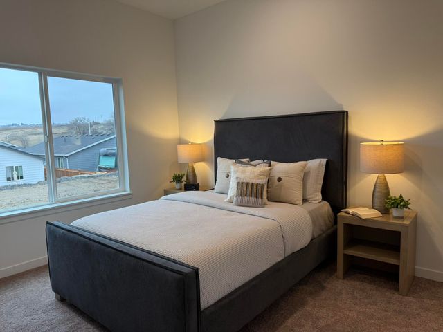 604 NE Mitchell Street 169, Madras, OR 97741