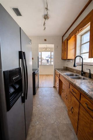 648 E 40th Street, Hialeah, FL 33013