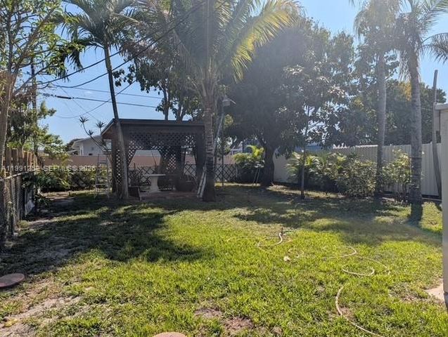 648 E 40th Street, Hialeah, FL 33013