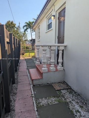 648 E 40th Street, Hialeah, FL 33013