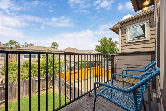1817 Agoura Hills Dr, Houston, TX 77080