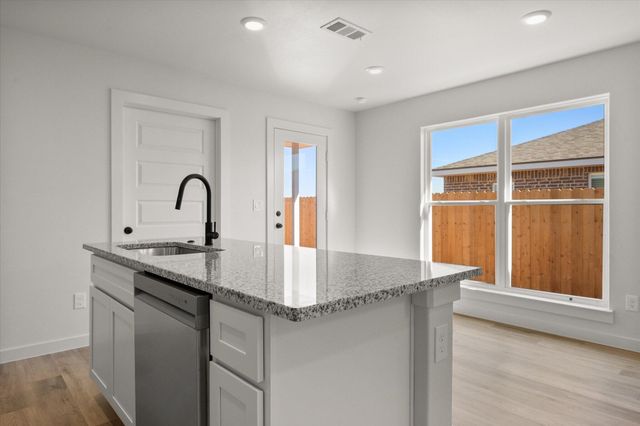 506 E 23rd Street, Wolfforth, TX 79382