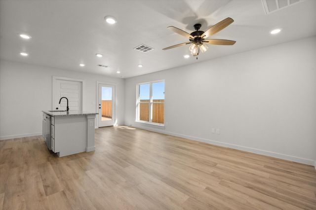 506 E 23rd Street, Wolfforth, TX 79382