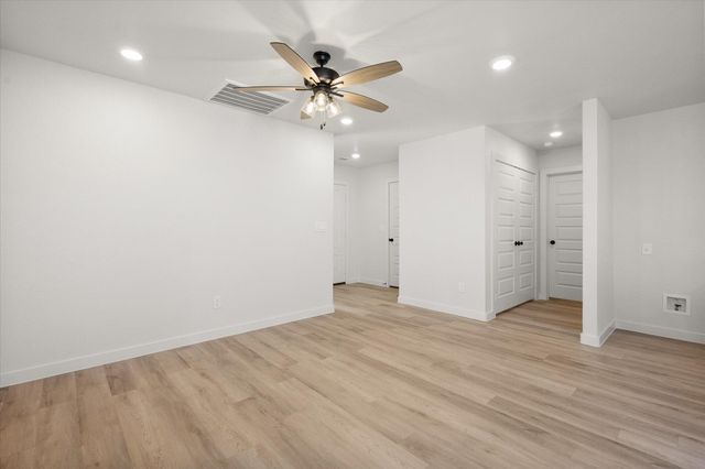 506 E 23rd Street, Wolfforth, TX 79382