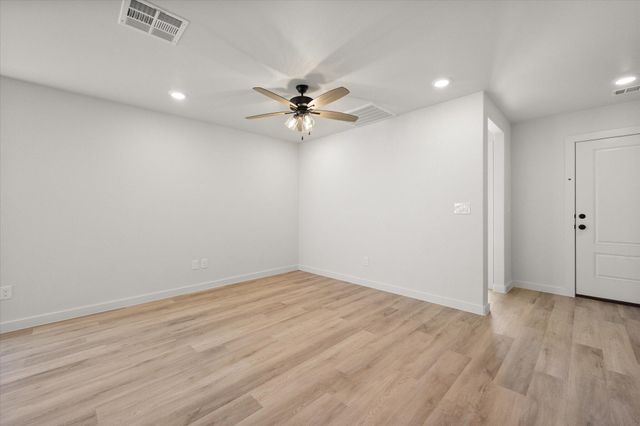 506 E 23rd Street, Wolfforth, TX 79382