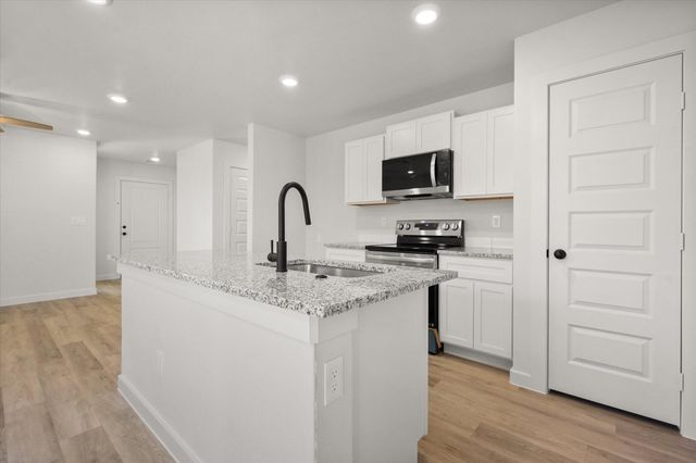 506 E 23rd Street, Wolfforth, TX 79382