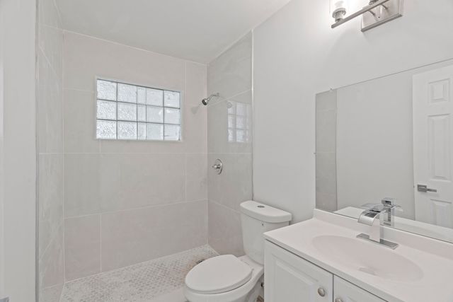 662 Granada Street, Fort Pierce, FL 34949