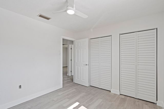 662 Granada Street, Fort Pierce, FL 34949