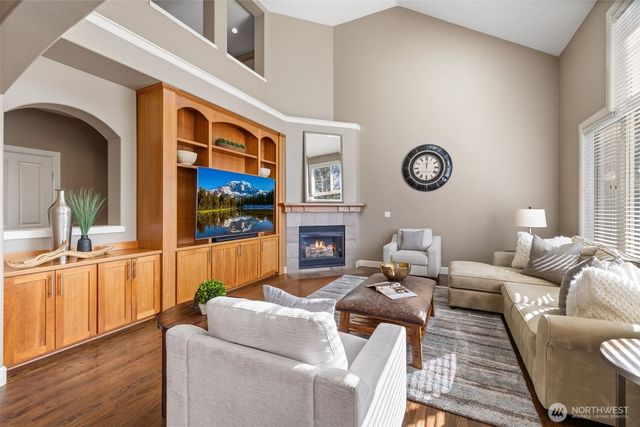 1915 205th Place NE, Sammamish, WA 98074