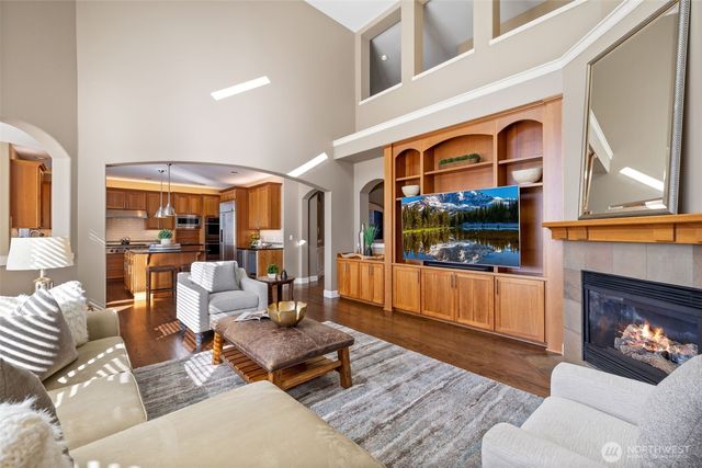 1915 205th Place NE, Sammamish, WA 98074