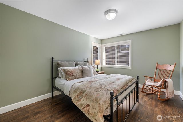 1915 205th Place NE, Sammamish, WA 98074