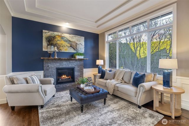 1915 205th Place NE, Sammamish, WA 98074