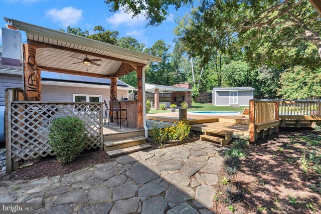 946 SHORE ACRES RD, Arnold, MD 21012
