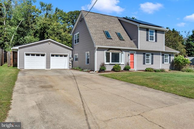 946 SHORE ACRES RD, Arnold, MD 21012