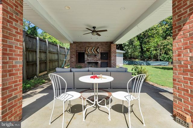 946 SHORE ACRES RD, Arnold, MD 21012