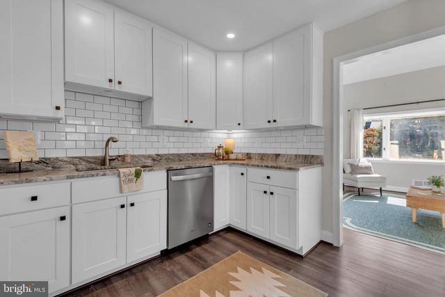 946 SHORE ACRES RD, Arnold, MD 21012