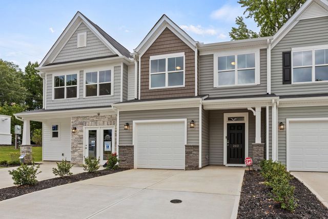 202 Spartina Court, Spartanburg, SC 29307