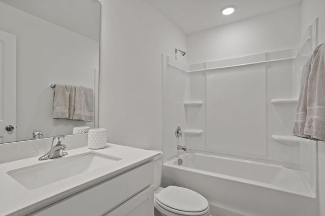 202 Spartina Court, Spartanburg, SC 29307