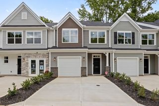 202 Spartina Court, Spartanburg, SC 29307