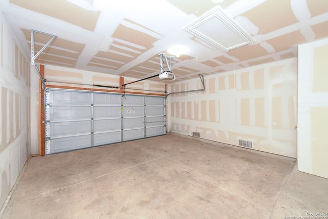 11615 Huisache Daisy, San Antonio, TX 78245