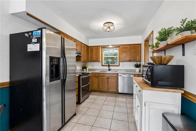 109 NW 101st Place, Kansas City, MO 64155