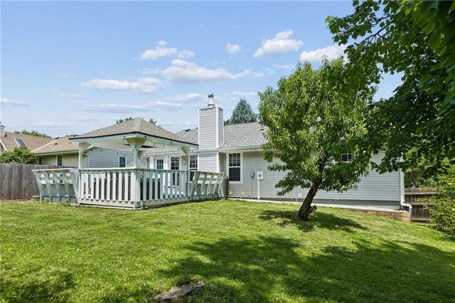 109 NW 101st Place, Kansas City, MO 64155