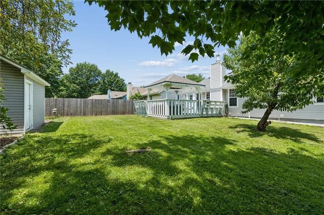 109 NW 101st Place, Kansas City, MO 64155