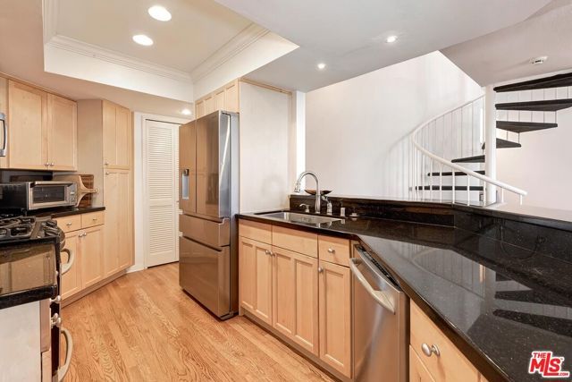 10608 Wilkins Avenue 303, Los Angeles, CA 90024