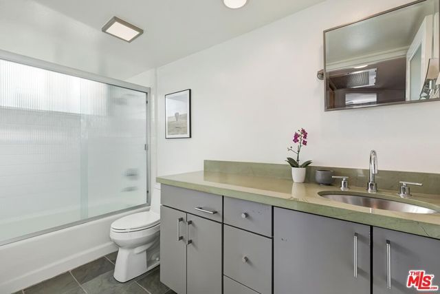 10608 Wilkins Avenue 303, Los Angeles, CA 90024