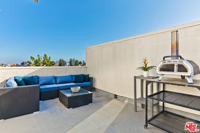 10608 Wilkins Avenue 303, Los Angeles, CA 90024