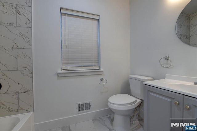 2 Cleveland 2, Belleville, NJ 07109