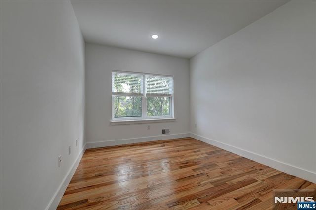 2 Cleveland 2, Belleville, NJ 07109
