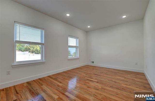 2 Cleveland 2, Belleville, NJ 07109