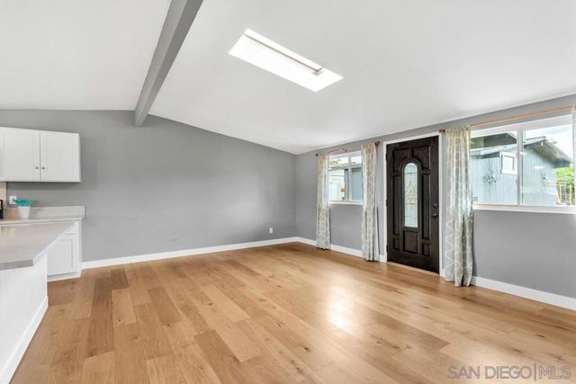 536 Rogue Rd, El Cajon, CA 92020