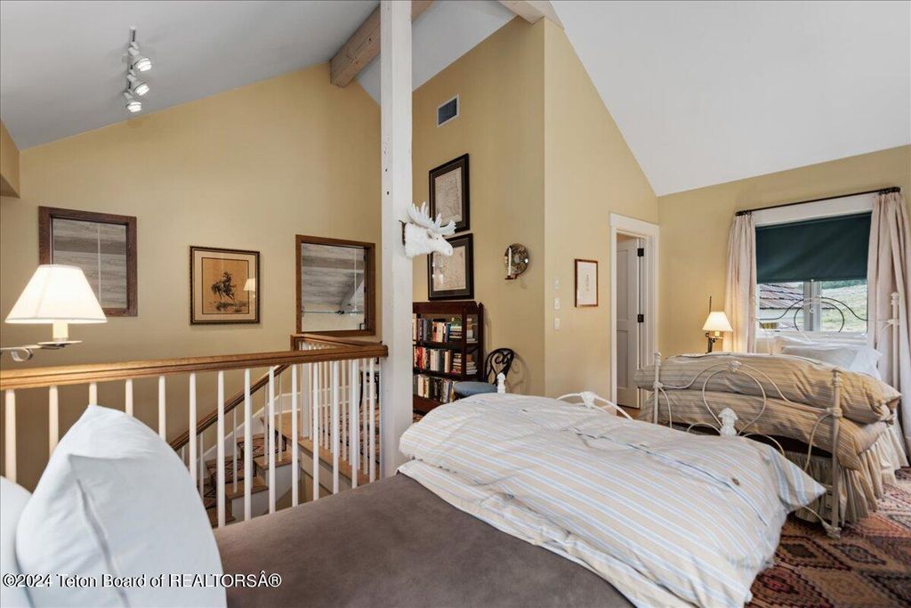 255 E LUCAS RIVA RIDGE Road, Jackson, WY 83001 photo 11