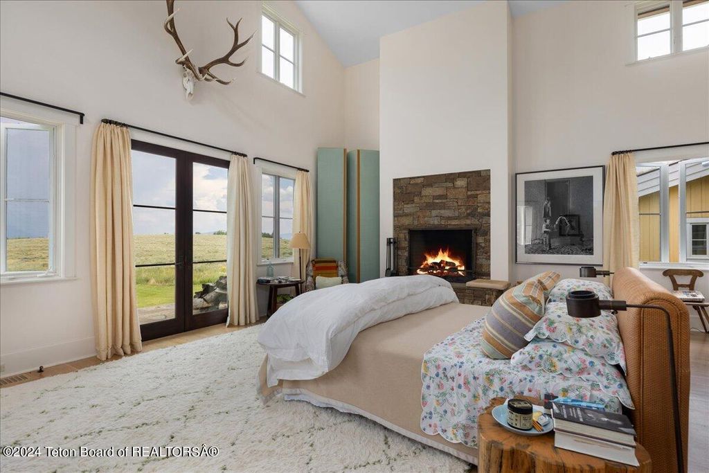 255 E LUCAS RIVA RIDGE Road, Jackson, WY 83001 photo 15