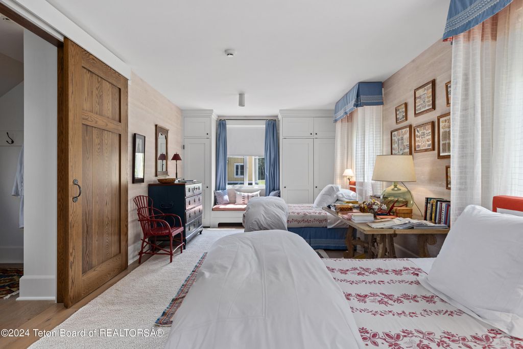 255 E LUCAS RIVA RIDGE Road, Jackson, WY 83001 photo 22