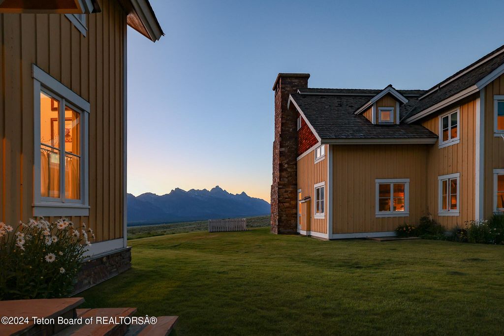 255 E LUCAS RIVA RIDGE Road, Jackson, WY 83001 photo 35