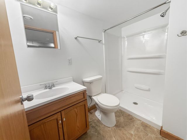 1205 7TH Ave NW, Minot, ND 58703