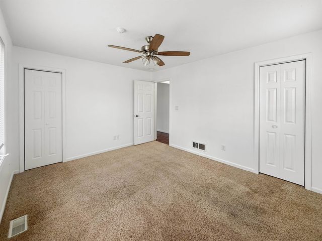 1205 7TH Ave NW, Minot, ND 58703