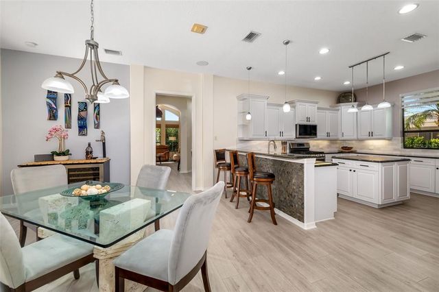356 BLACKBIRD COURT, Bradenton, FL 34212