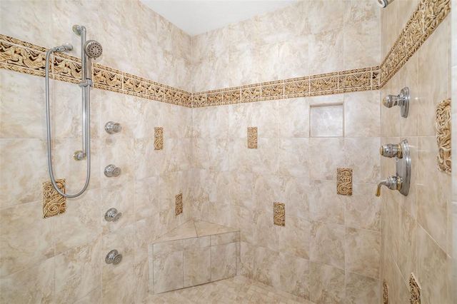 356 BLACKBIRD COURT, Bradenton, FL 34212